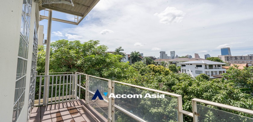 18  3 br Townhouse for rent and sale in Sathorn ,Bangkok BTS Chong Nonsi - MRT Khlong Toei at The Loft 110316
