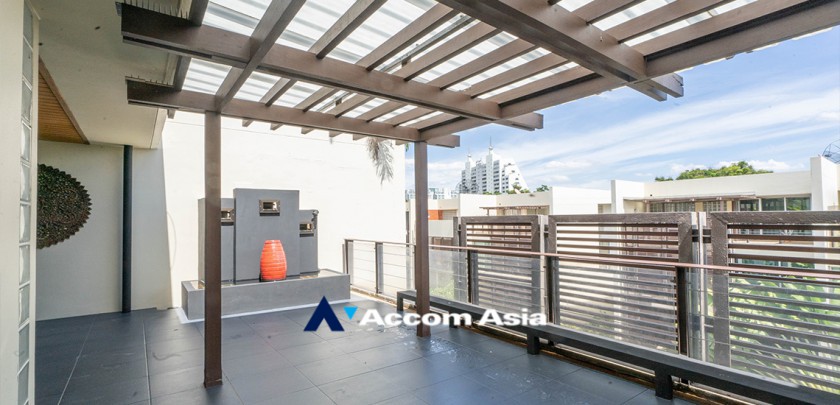 25  3 br Townhouse for rent and sale in Sathorn ,Bangkok BTS Chong Nonsi - MRT Khlong Toei at The Loft 110316