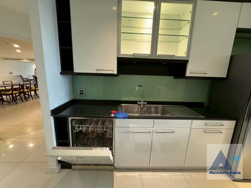 9  3 br Condominium For Rent in Sukhumvit ,Bangkok BTS Nana at Kallista Mansion AA22403