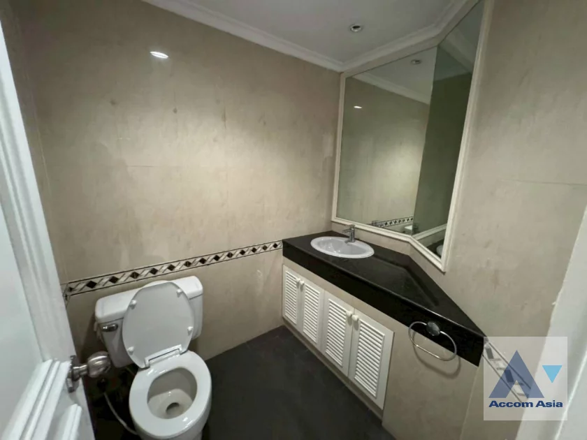 27  3 br Condominium For Rent in Sukhumvit ,Bangkok BTS Nana at Kallista Mansion AA22403