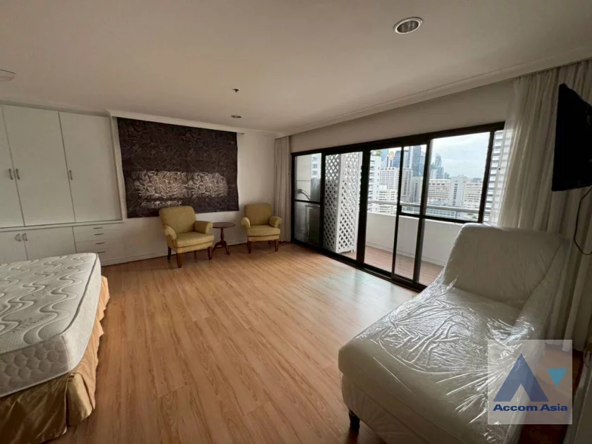 17  3 br Condominium For Rent in Sukhumvit ,Bangkok BTS Nana at Kallista Mansion AA22403