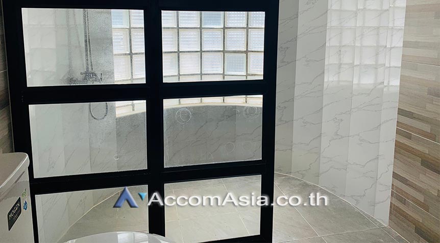  1  3 br Condominium For Rent in Sukhumvit ,Bangkok MRT Sukhumvit - BTS Asok at Windsor Tower AA22433