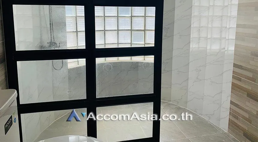  1  3 br Condominium For Rent in Sukhumvit ,Bangkok BTS Asok at Windsor Tower AA22433