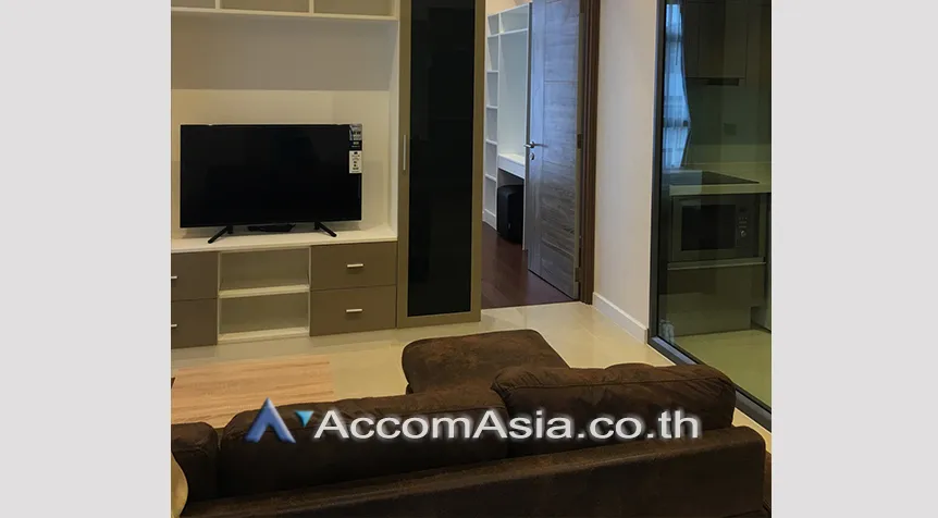 unit 2 Bedrooms  Condominium For Rent in Sukhumvit, Bangkok  near BTS On Nut (AA22453)