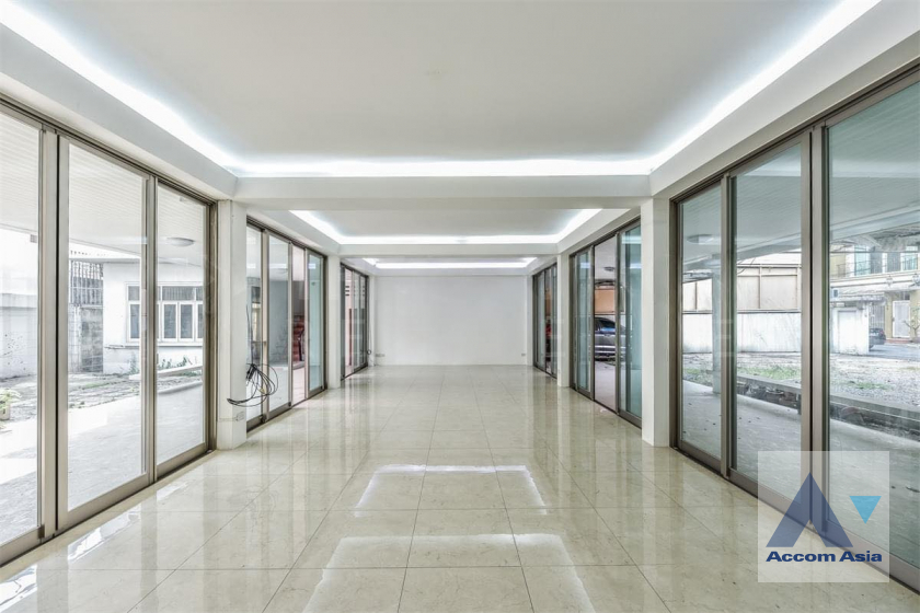  1  9 br House For Rent in Sathorn ,Bangkok BRT Technic Krungthep AA22516