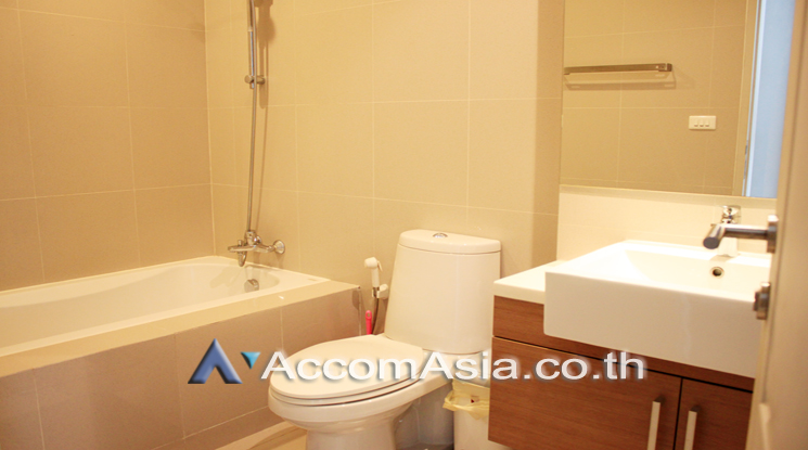 unit 1 Bedroom  Condominium For Rent in Sukhumvit, Bangkok  near BTS Phrom Phong (AA22586)