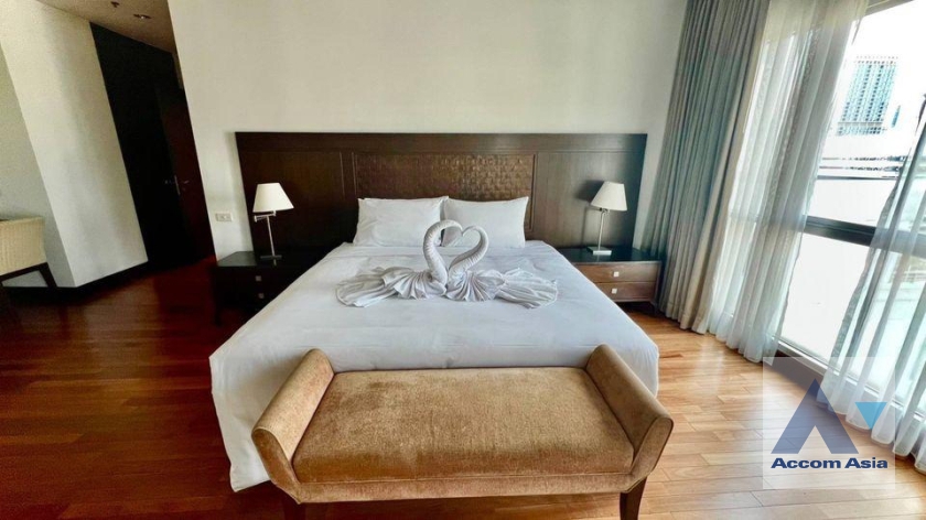 10  4 br Apartment For Rent in Ploenchit ,Bangkok BTS Ploenchit at Elegance and Traditional Luxury AA22596