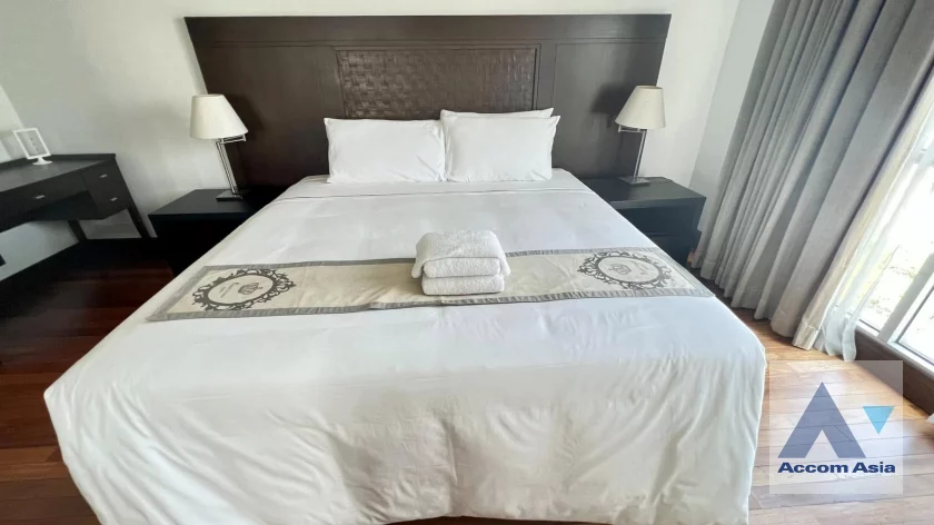 10  4 br Apartment For Rent in Ploenchit ,Bangkok BTS Ploenchit at Elegance and Traditional Luxury AA22596