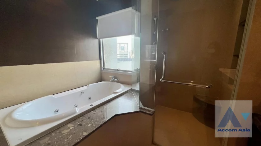 12  4 br Apartment For Rent in Ploenchit ,Bangkok BTS Ploenchit at Elegance and Traditional Luxury AA22596