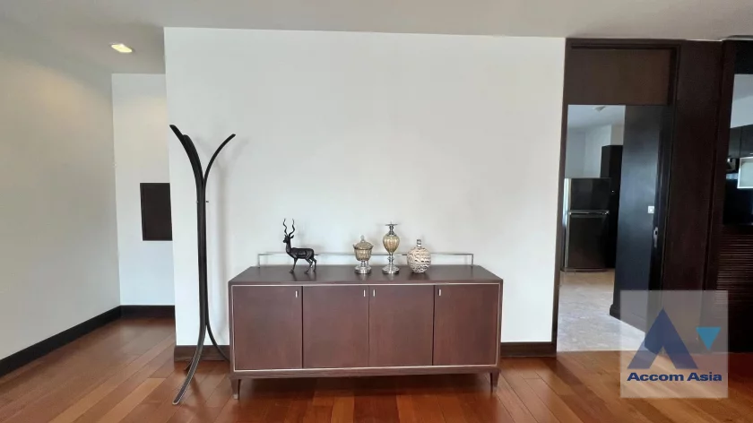 14  4 br Apartment For Rent in Ploenchit ,Bangkok BTS Ploenchit at Elegance and Traditional Luxury AA22596