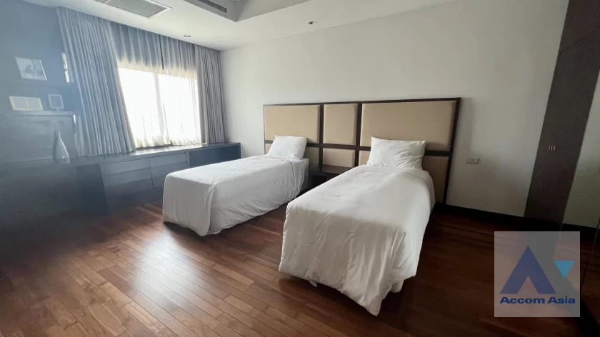 15  4 br Apartment For Rent in Ploenchit ,Bangkok BTS Ploenchit at Elegance and Traditional Luxury AA22596