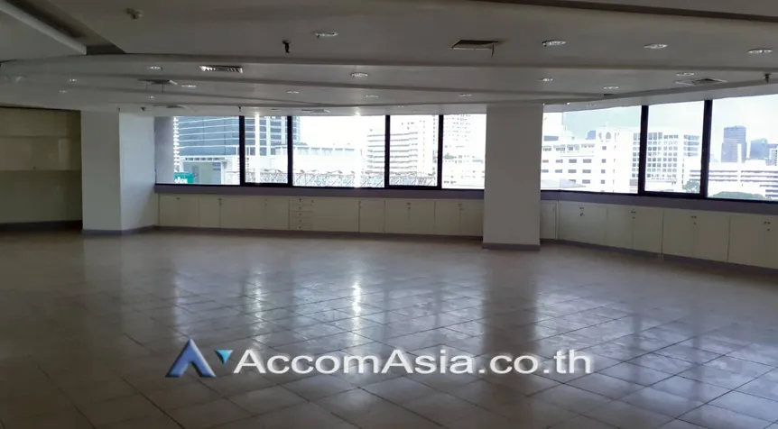 unit Office space For Rent in Silom, Bangkok  near BTS Sala Daeng - MRT Silom (AA22644)