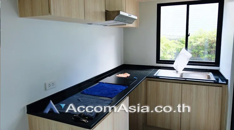 unitPet friendly |  3 Bedrooms  Townhouse For Sale in Sathorn, Bangkok  (AA22665)