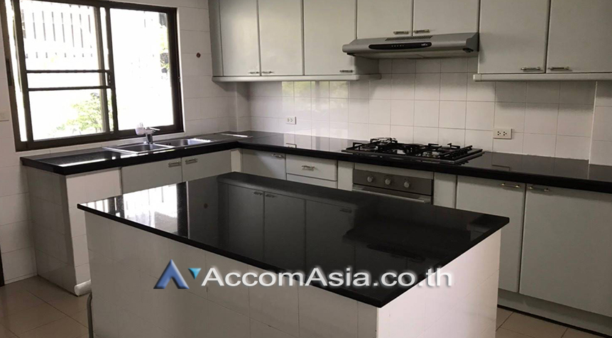 5  4 br House for rent and sale in Pattanakarn ,Bangkok BTS On Nut at Panya Pattanakarn Village AA22693