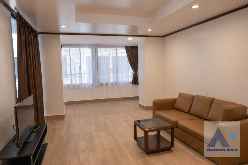  2  3 br Townhouse For Rent in Sukhumvit ,Bangkok BTS Phra khanong AA22720