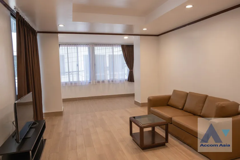  2  3 br Townhouse For Rent in Sukhumvit ,Bangkok BTS Phra khanong AA22720