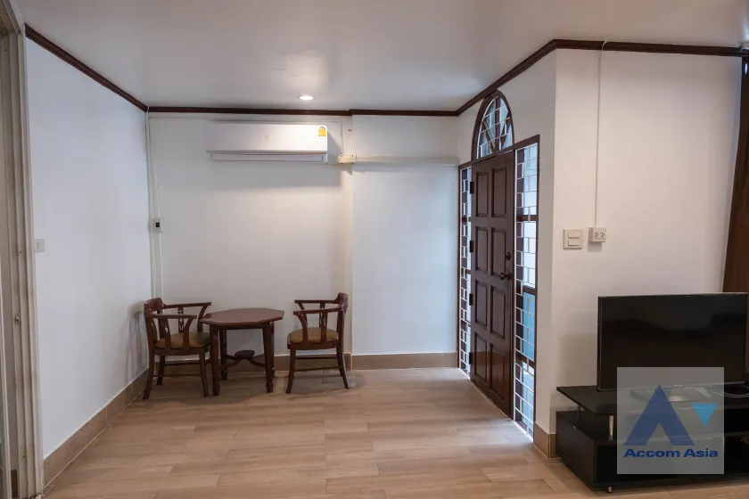 4  3 br Townhouse For Rent in Sukhumvit ,Bangkok BTS Phra khanong AA22720