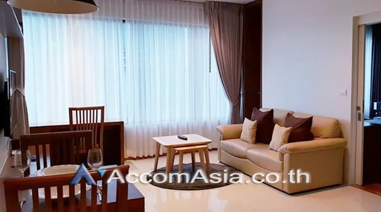  The Emporio Place Condominium  1 Bedroom for Rent BTS Phrom Phong in Sukhumvit Bangkok