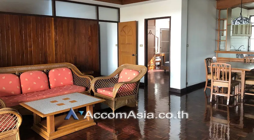 unit 3 Bedrooms  Apartment For Rent in Sukhumvit, Bangkok  near BTS Phrom Phong (AA22728)