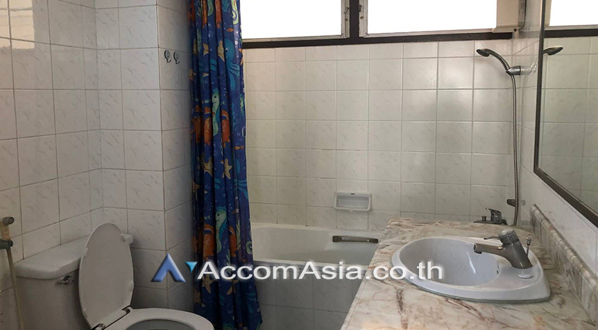 6  3 br Apartment For Rent in Sukhumvit ,Bangkok BTS Phrom Phong at Living with Private Environment   AA22728