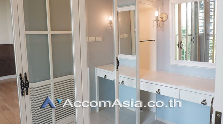 7  1 br Condominium For Sale in Sukhumvit ,Bangkok BTS Ekkamai at Hive Sukhumvit 65 AA22778