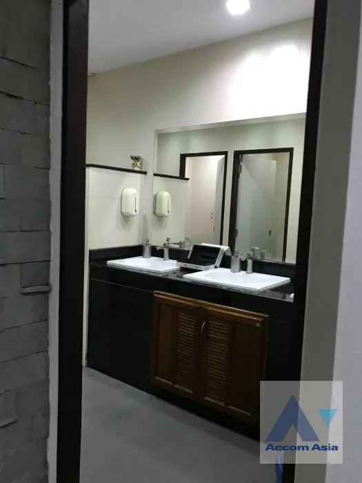 15  Office Space For Rent in Sukhumvit ,Bangkok MRT Sukhumvit - BTS Asok at Office space in Bangkok AA22805