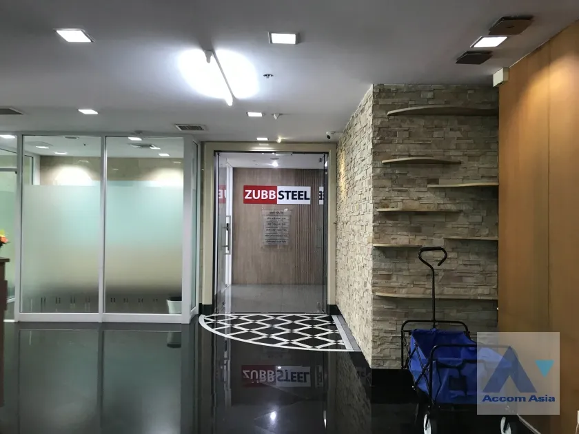 unitCTI Tower Office