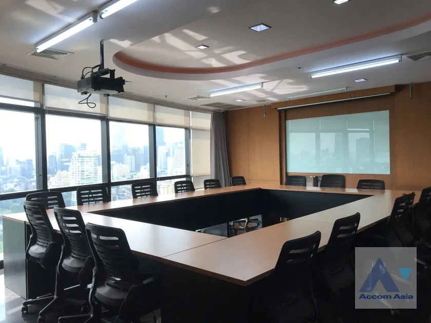 unitCTI Tower Office