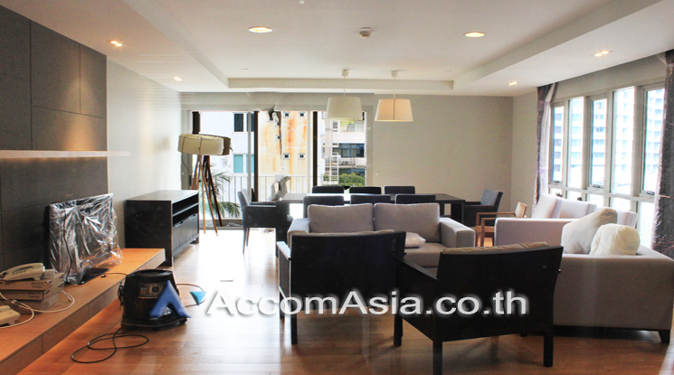 4  3 br Apartment for rent and sale in Ploenchit ,Bangkok BTS Chitlom at Low Rise And Peaceful AA22810