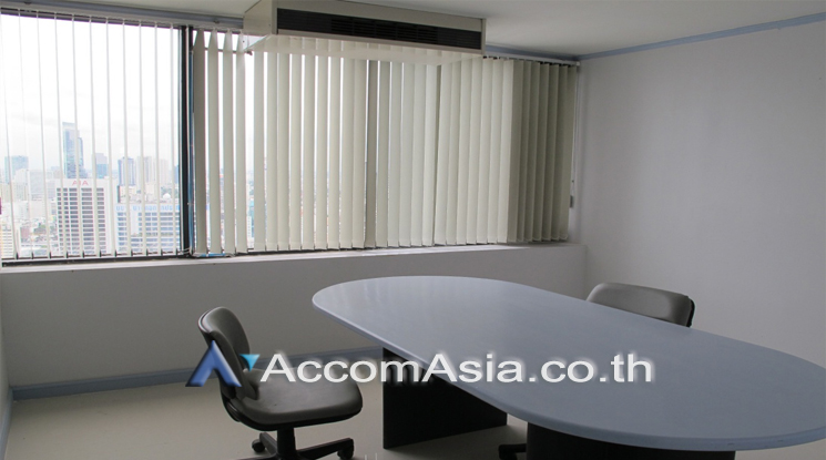 5  Office Space For Rent in Silom ,Bangkok BTS Sala Daeng at Skulthai Surawong AA22827
