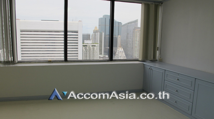 7  Office Space For Rent in Silom ,Bangkok BTS Sala Daeng at Skulthai Surawong AA22827