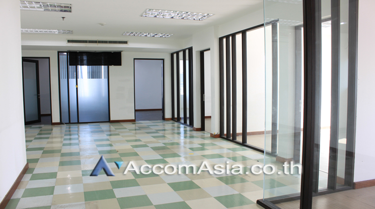  2  Office Space For Rent in Sukhumvit ,Bangkok BTS Nana at The Trendy Sukhumvit 13 AA22857