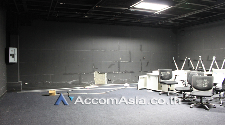  1  Office Space For Rent in Sukhumvit ,Bangkok BTS Nana at The Trendy Sukhumvit 13 AA22857