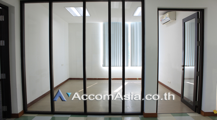9  Office Space For Rent in Sukhumvit ,Bangkok BTS Nana at The Trendy Sukhumvit 13 AA22857