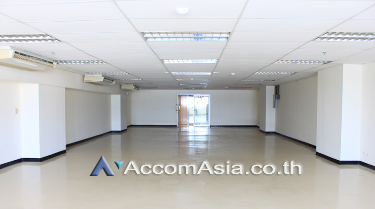 4  Studio Office Space For Rent in Sukhumvit ,Bangkok BTS Nana at The Trendy Sukhumvit 13 AA22858