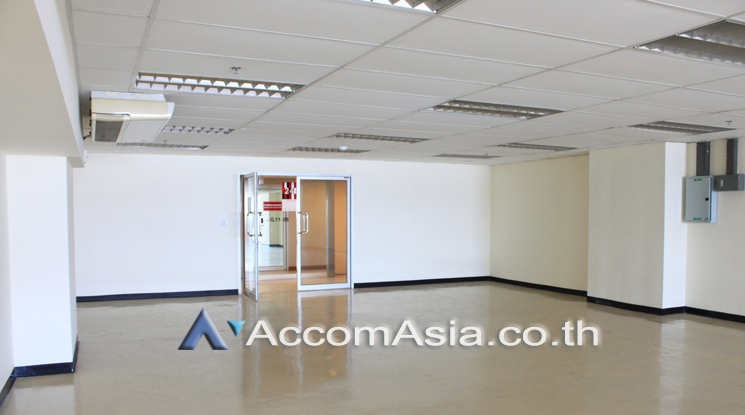 5  Studio Office Space For Rent in Sukhumvit ,Bangkok BTS Nana at The Trendy Sukhumvit 13 AA22858