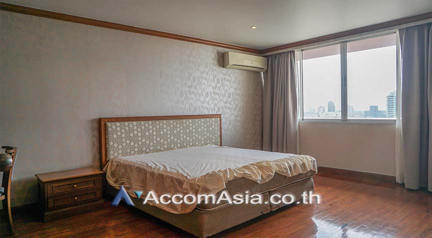 8  3 br Condominium for rent and sale in Sukhumvit ,Bangkok BTS Nana at Newton Tower AA22890