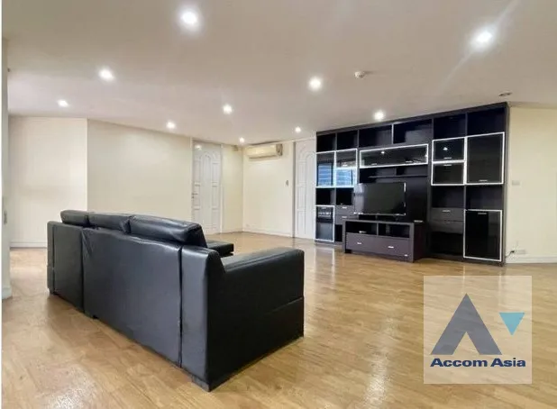  Tai Ping Tower Condominium  4 Bedroom for Rent BTS Ekkamai in Sukhumvit Bangkok