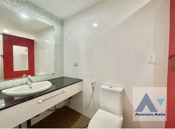 9  4 br Condominium For Rent in Sukhumvit ,Bangkok BTS Ekkamai at Tai Ping Tower AA23000
