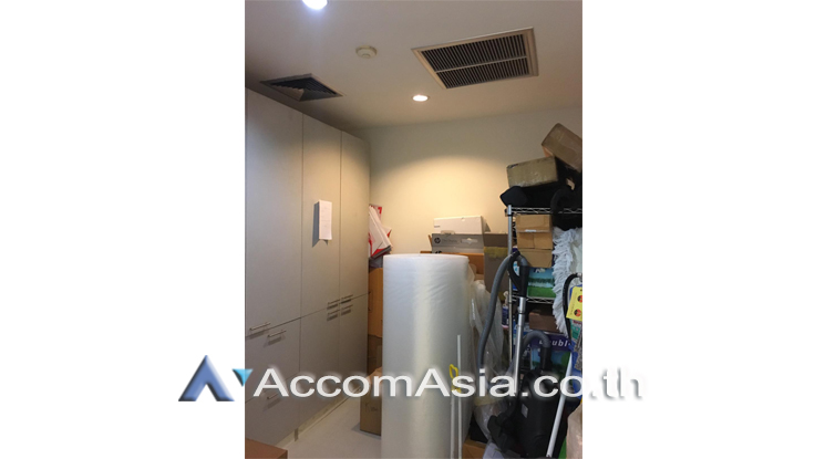 12  Office Space For Rent in Phaholyothin ,Bangkok MRT Phetchaburi at Thanapoom Tower AA23023