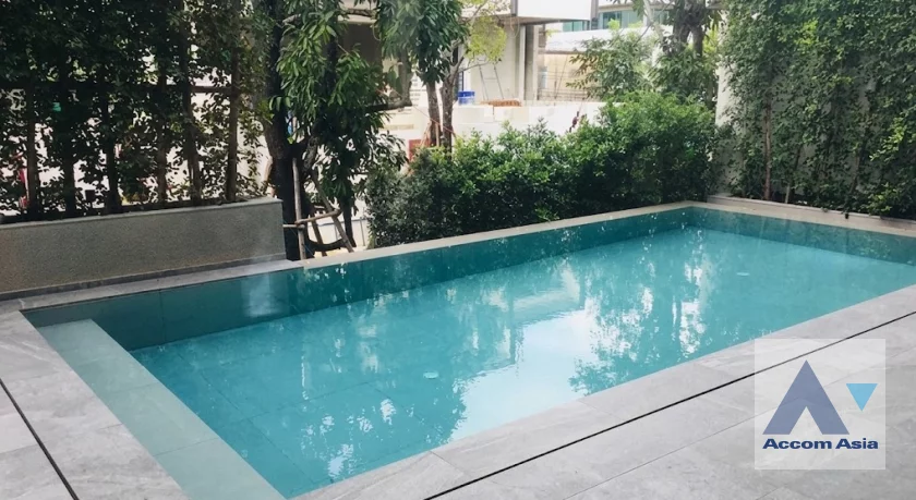 19  4 br House For Rent in Sukhumvit ,Bangkok BTS Ekkamai at Baan Ekamai AA23065