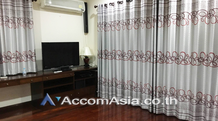14  6 br House For Sale in Pattanakarn ,Bangkok ARL Hua Mak AA23079