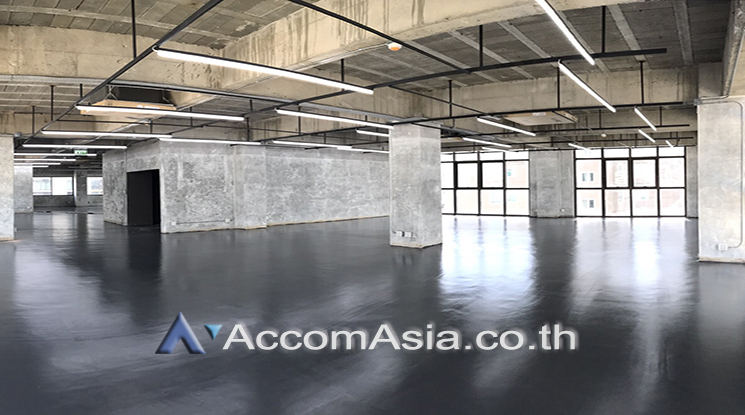  1  Office Space For Rent in Sukhumvit ,Bangkok BTS Phrom Phong at Office building near Phrom Phong Station AA23083