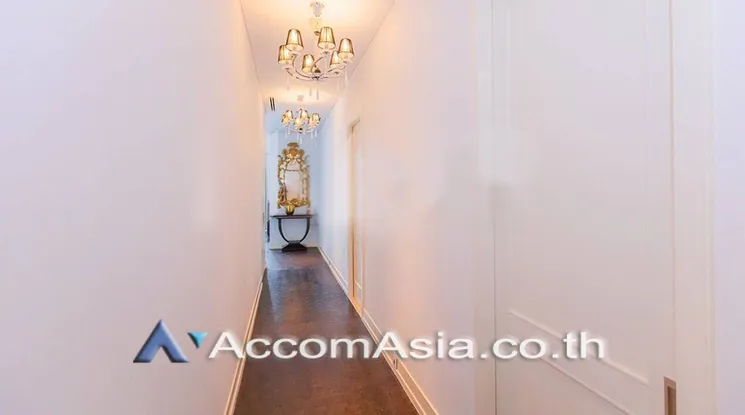 unitPet friendly |  2 Bedrooms  Condominium For Sale in Silom, Bangkok  near BTS Chong Nonsi (AA23125)