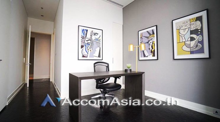 7  2 br Condominium For Sale in Silom ,Bangkok BTS Chong Nonsi at The Ritz Carlton Residences AA23126