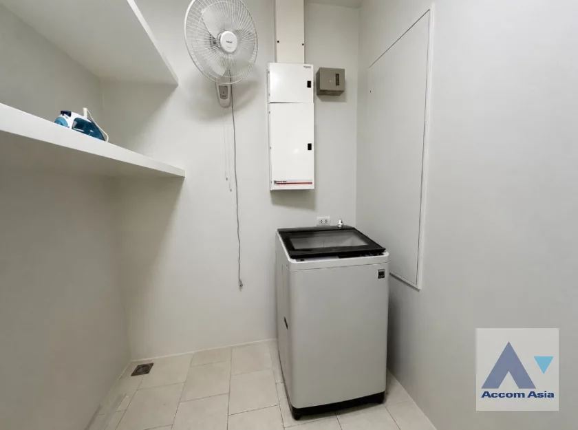 7  3 br Condominium For Rent in Sukhumvit ,Bangkok BTS Phrom Phong at Royce Private Residences AA23179