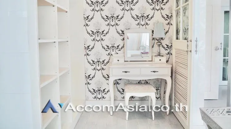9  1 br Condominium For Rent in Sukhumvit ,Bangkok BTS Ekkamai at D65 AA23188