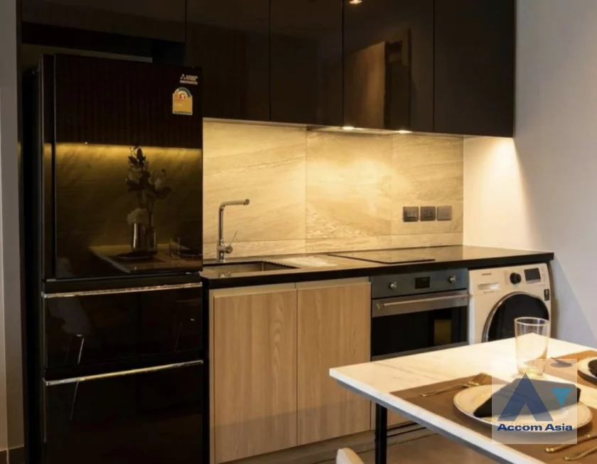 4  1 br Condominium for rent and sale in Sukhumvit ,Bangkok MRT Phetchaburi at The Lofts Asoke AA23202