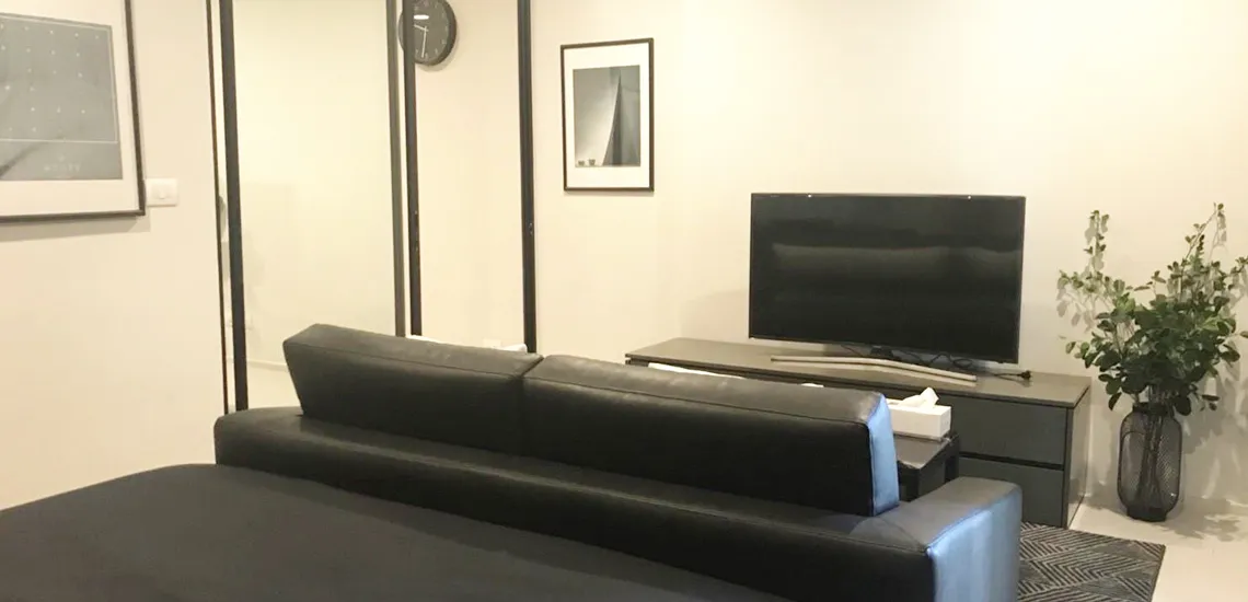 unit 1 Bedroom  Condominium For Rent & Sale in Ploenchit, Bangkok  near BTS Ploenchit (AA23260)