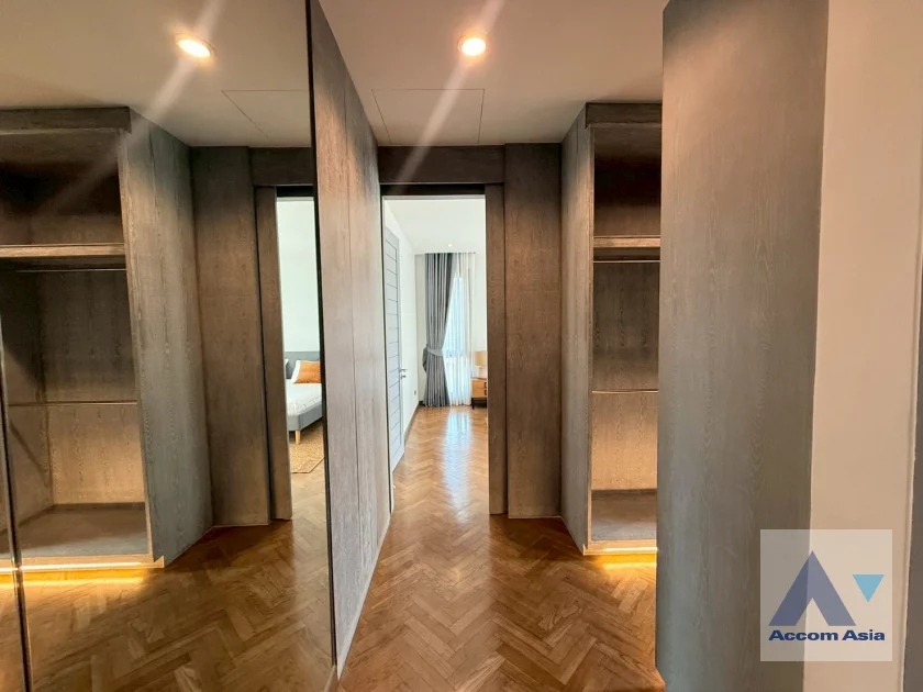 20  4 br House For Rent in Sukhumvit ,Bangkok BTS Phrom Phong AA23289